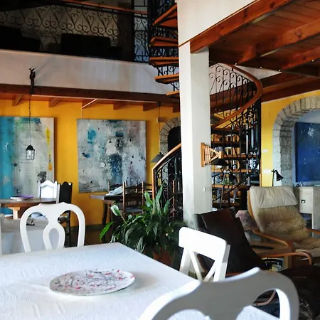 Casa Del Artista